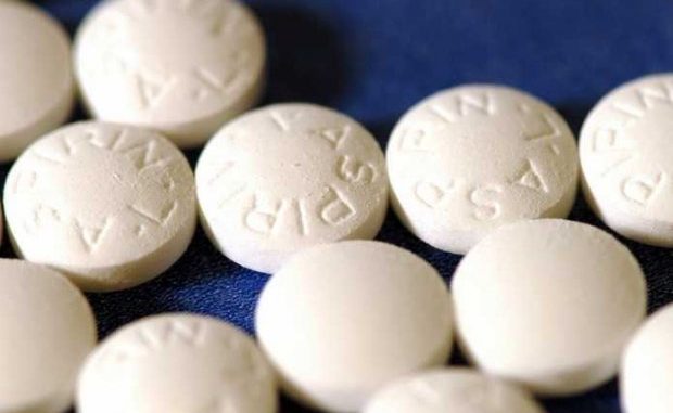 Aspirin davolash, goʻzallik, tozalik va gullaringizning uzoq yashashiga yordam beradi